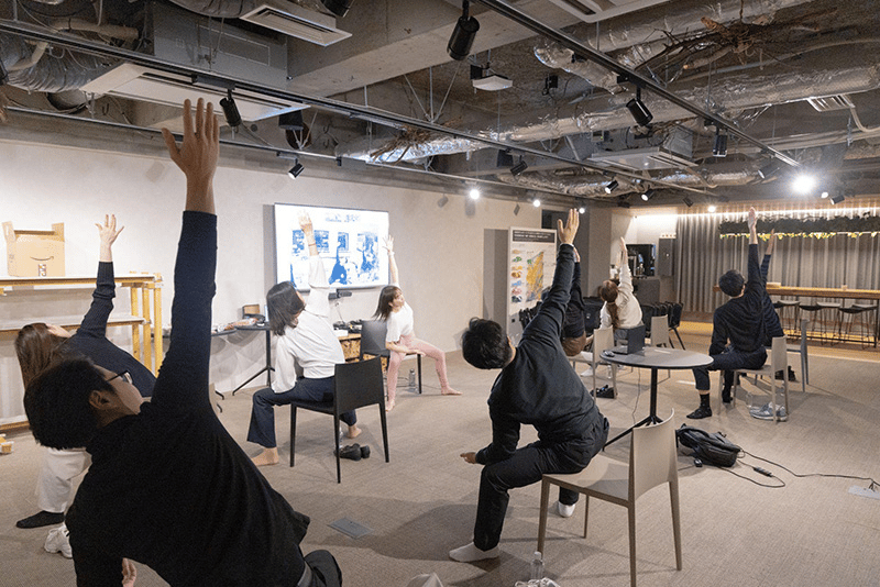 身体をより大きくストレッチ