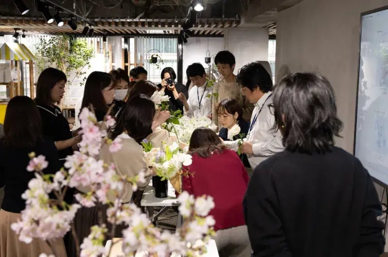 花選びの様子