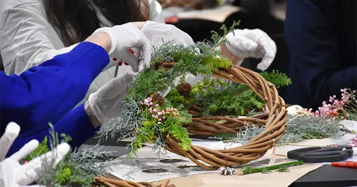 NAKANIWAイベント「クリスマスリースを作ってみよう」レポート