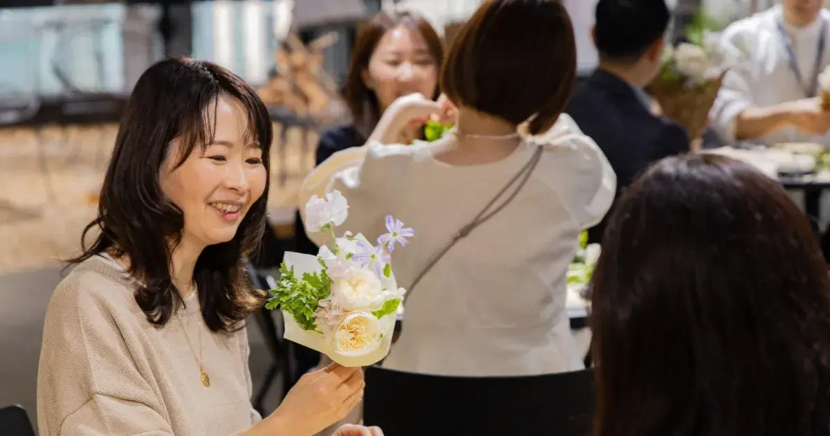 NAKANIWAワークショップイベント「春のお花で作るフレグランスブーケ」レポート